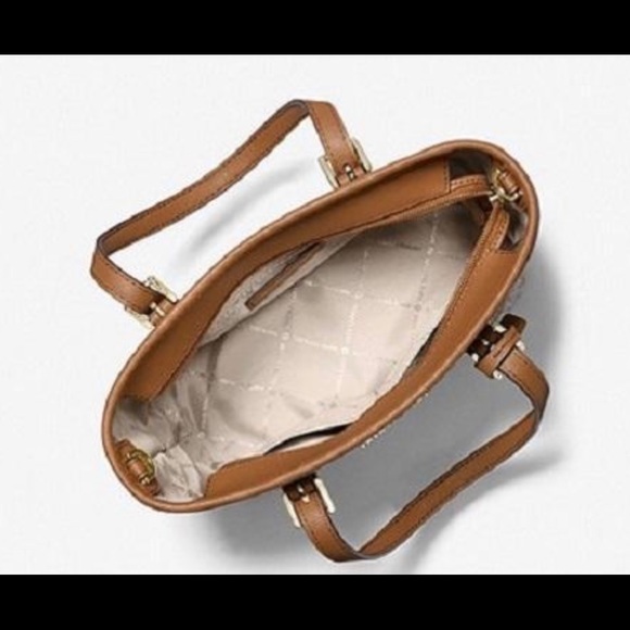 Michael Kors Jet Set Travel Tote - Picture 4 of 5